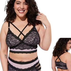 Torrid Black Lace & Crocus Petal Longline Bralette Size 2X